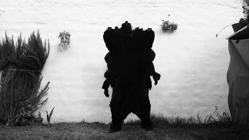 Sin trabajo bailo mejor